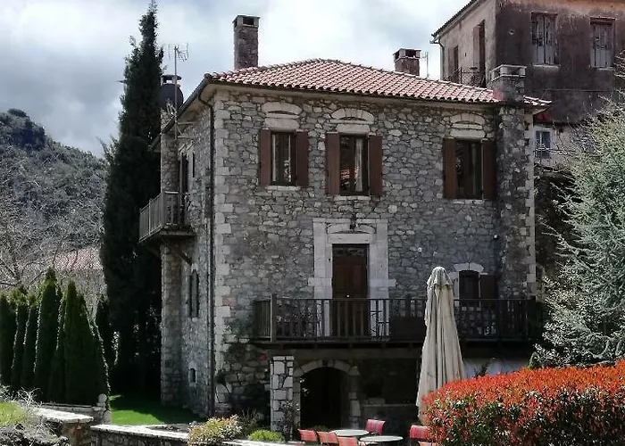 Tsarbou Guesthouse